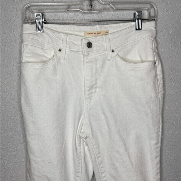 Levi's Women's 721 High Rise White Skinny Jeans Size 28 - Picture 3 of 6